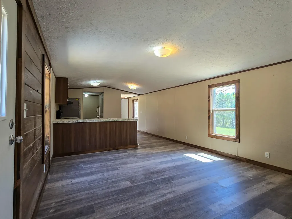 6717 Kentucky 501 Liberty KY 42539