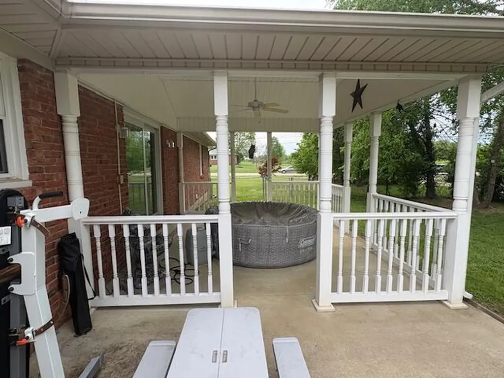 345 Harrodswood Road Frankfort KY 40601