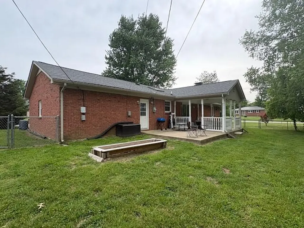 345 Harrodswood Road Frankfort KY 40601