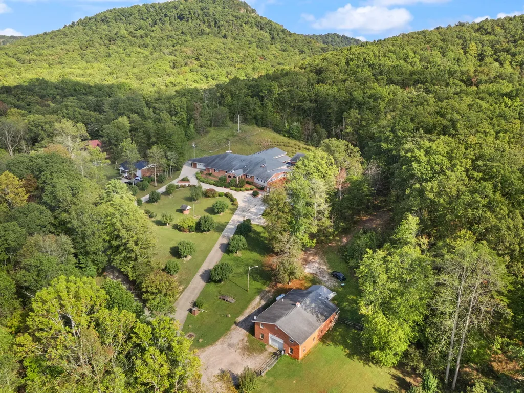 1429 Brush Creek Road Clay City KY 40312