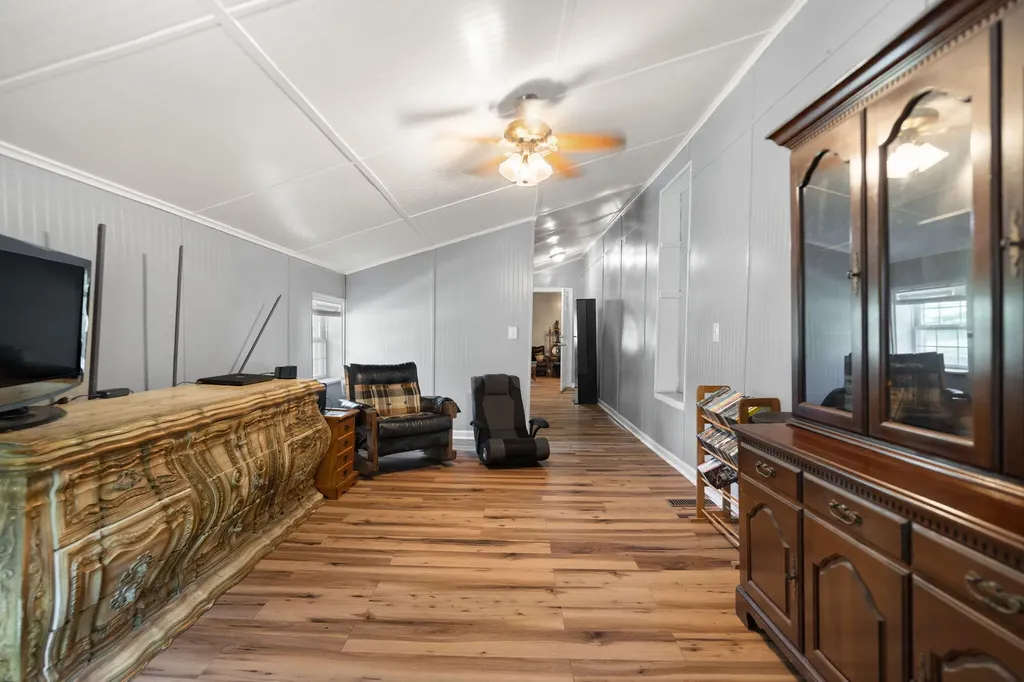 1429 Brush Creek Road Clay City KY 40312