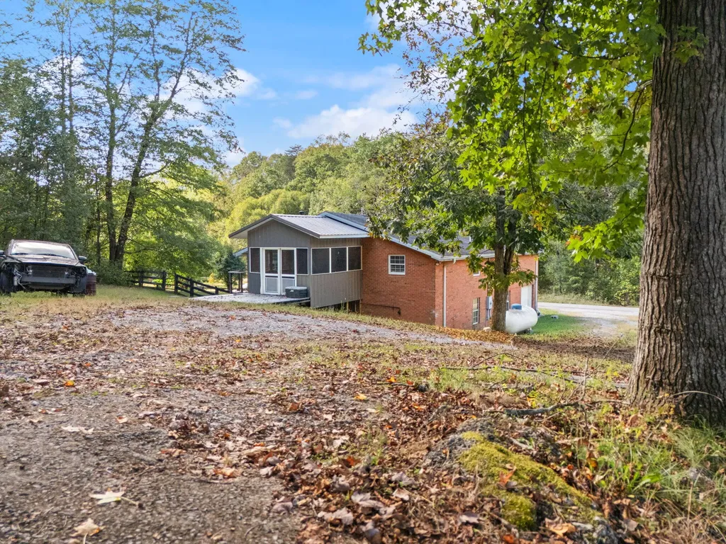 1429 Brush Creek Road Clay City KY 40312