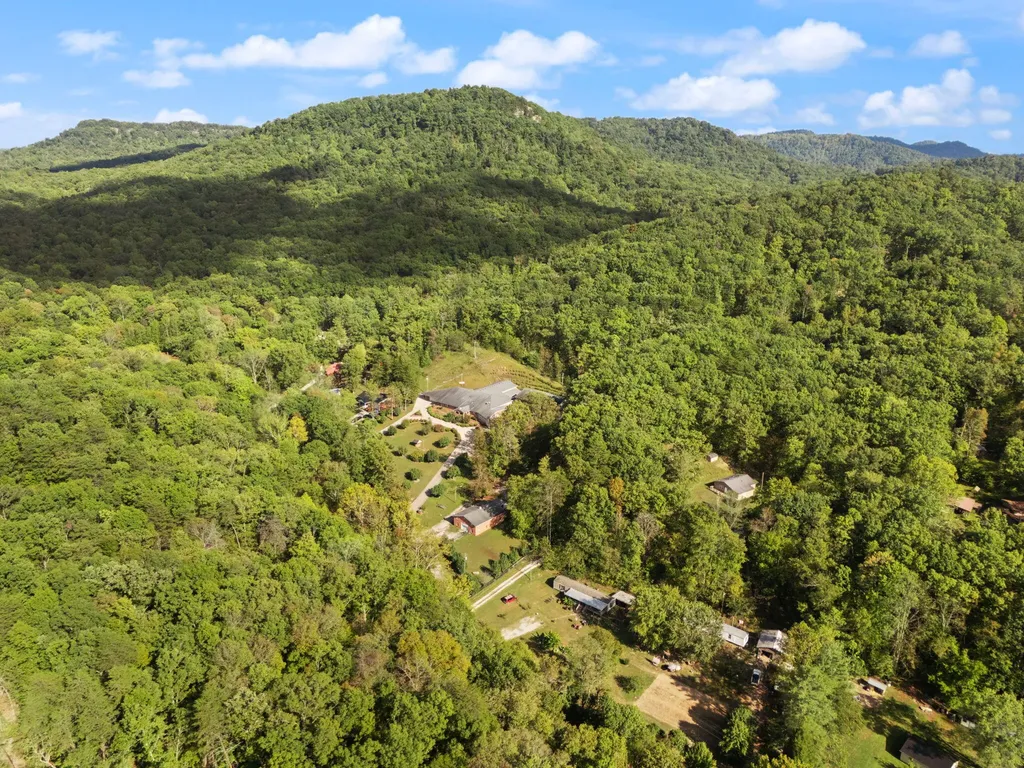 1429 Brush Creek Road Clay City KY 40312