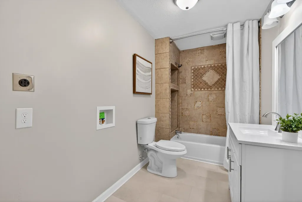 1333 Shun Pike Nicholasville KY 40356