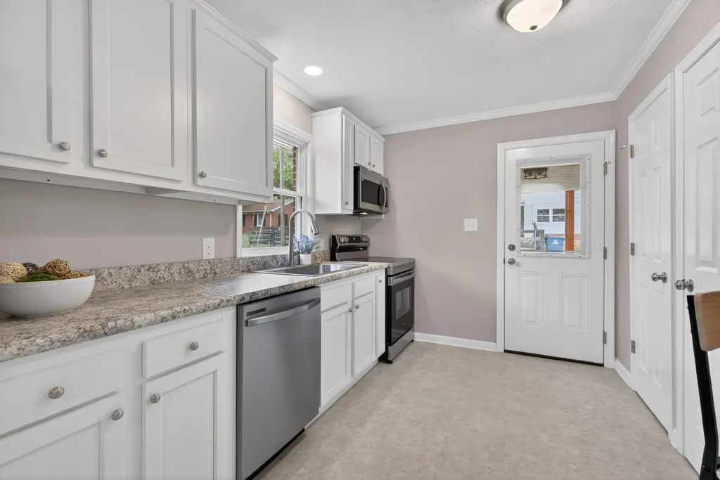 1333 Shun Pike Nicholasville KY 40356