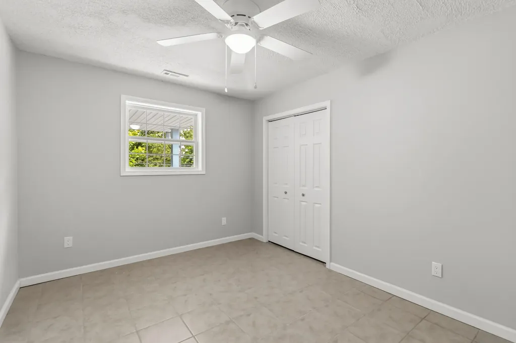143 Mason Lake Road Berea KY 40403
