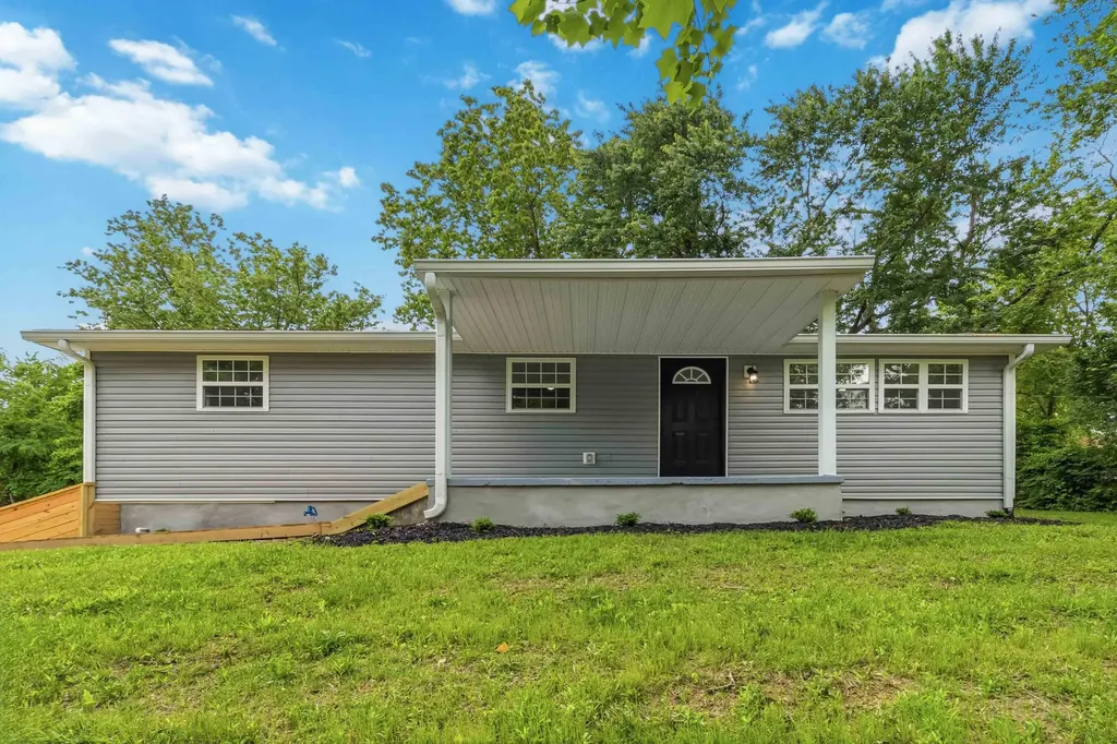 143 Mason Lake Road Berea KY 40403