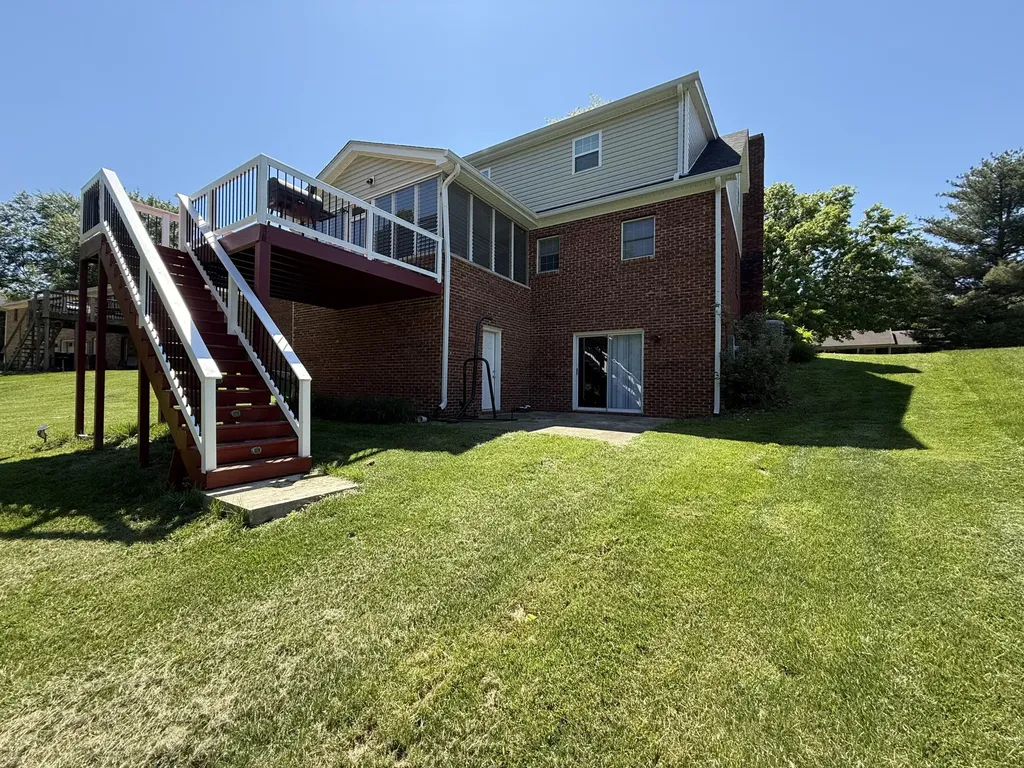 191 Blueridge Drive Frankfort KY 40601