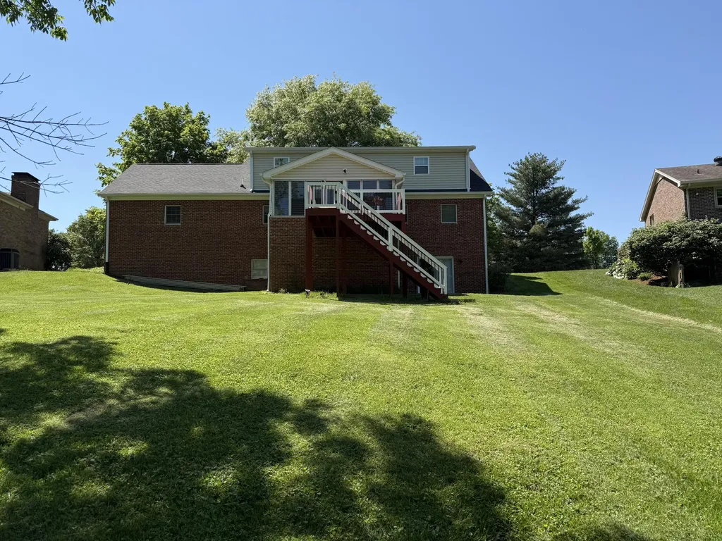 191 Blueridge Drive Frankfort KY 40601