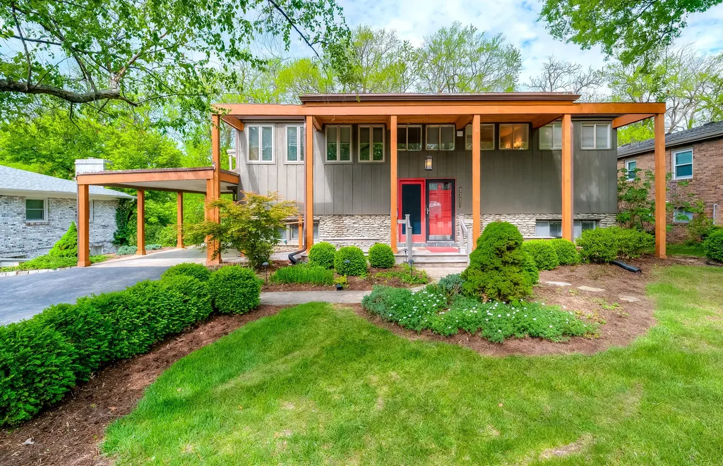 3311 Coldstream Drive Lexington KY 40517