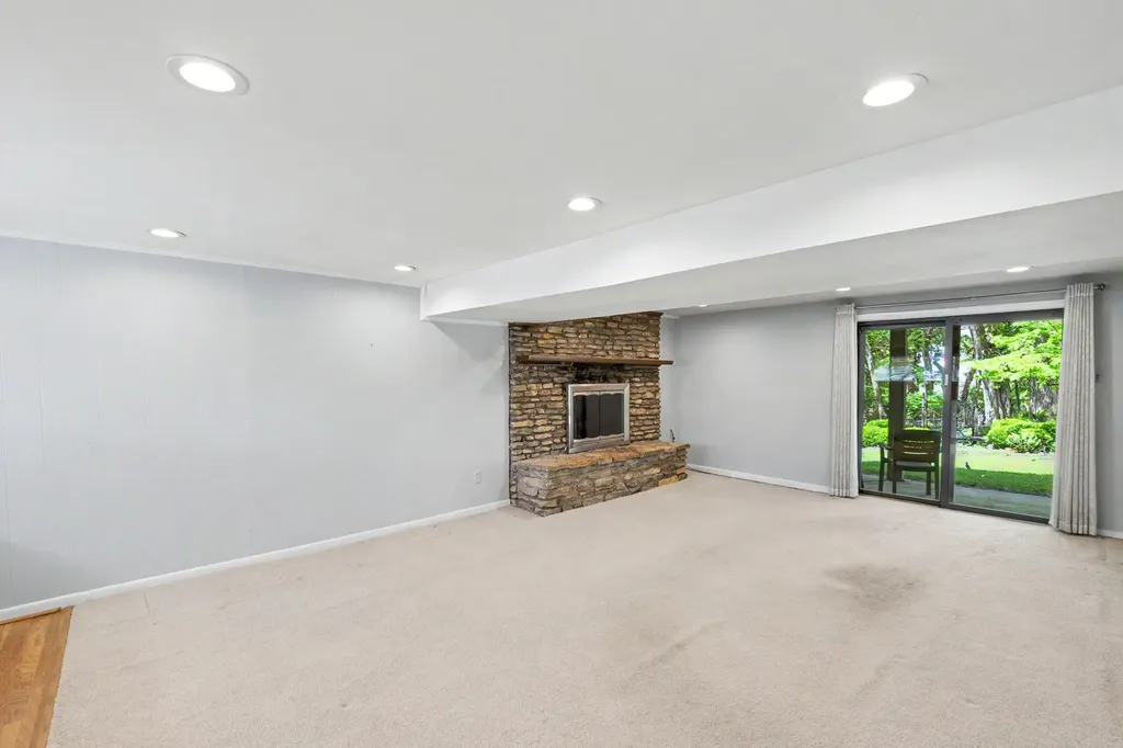 3311 Coldstream Drive Lexington KY 40517