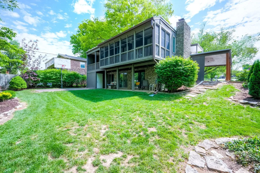 3311 Coldstream Drive Lexington KY 40517