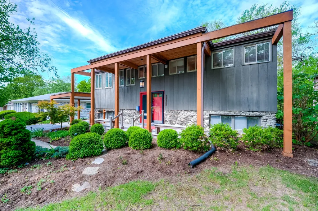 3311 Coldstream Drive Lexington KY 40517