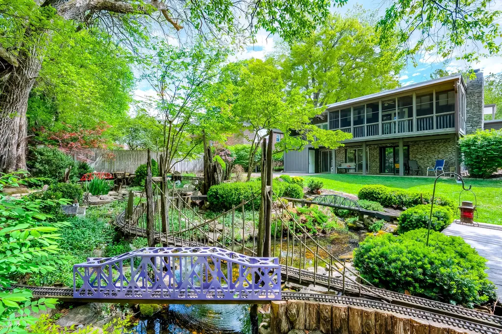 3311 Coldstream Drive Lexington KY 40517