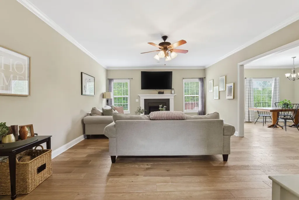 1156 Brick House Lane Lexington KY 40509