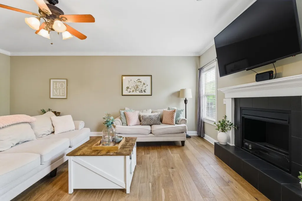 1156 Brick House Lane Lexington KY 40509