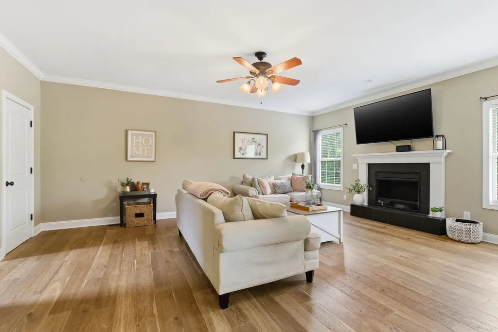 1156 Brick House Lane Lexington KY 40509
