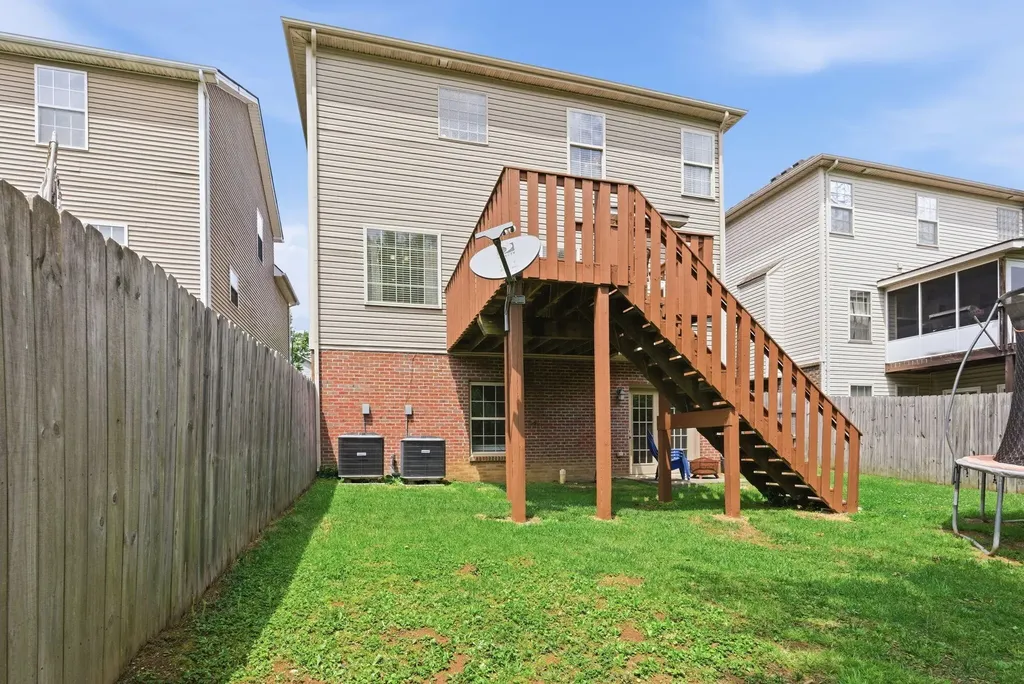 1156 Brick House Lane Lexington KY 40509