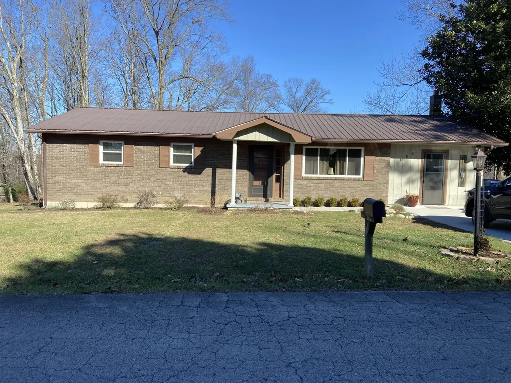 182 Fanchester Heights Whitley City KY 42653