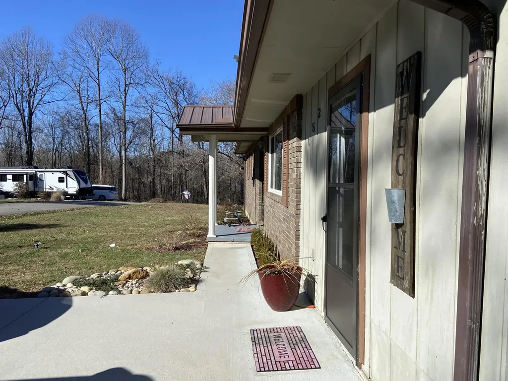 182 Fanchester Heights Whitley City KY 42653