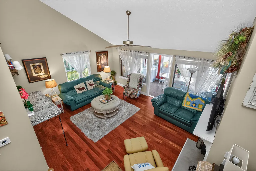 236 Persimmon Way Harrodsburg KY 40330