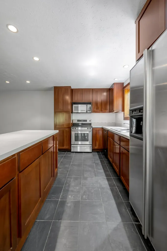 3010 River Circle Drive Richmond KY 40475