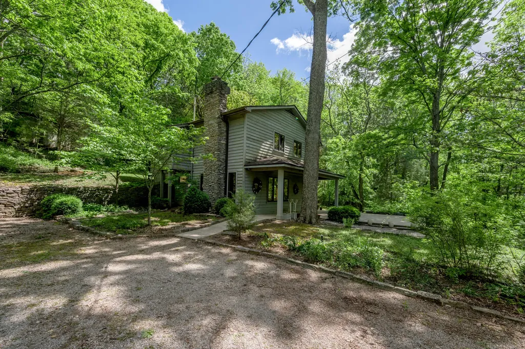 3010 River Circle Drive Richmond KY 40475