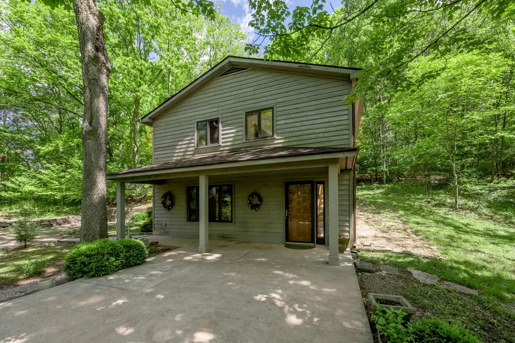 3010 River Circle Drive Richmond KY 40475