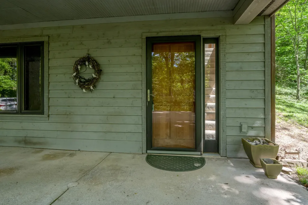 3010 River Circle Drive Richmond KY 40475