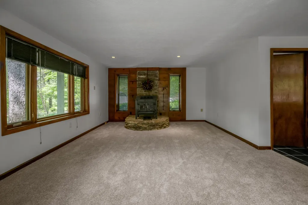 3010 River Circle Drive Richmond KY 40475
