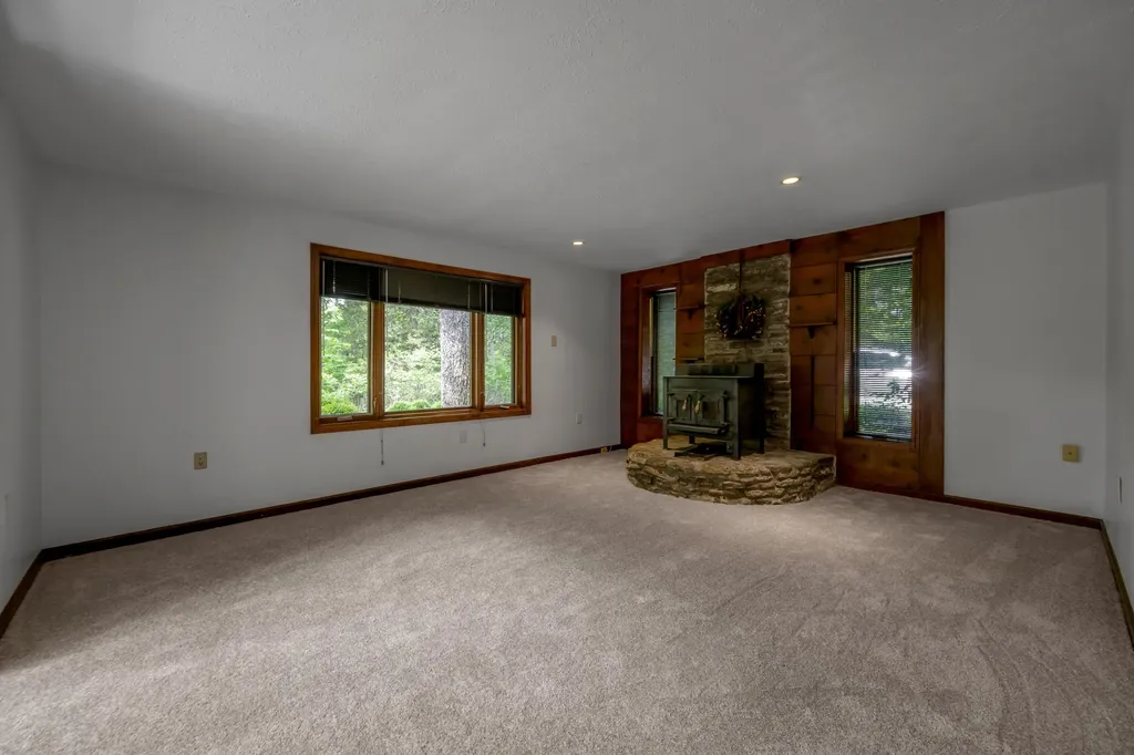 3010 River Circle Drive Richmond KY 40475