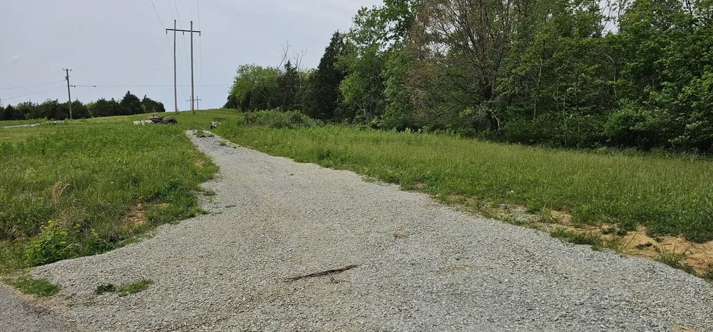 12.38 Acres Windy Way Lane Harrodsburg KY 40330