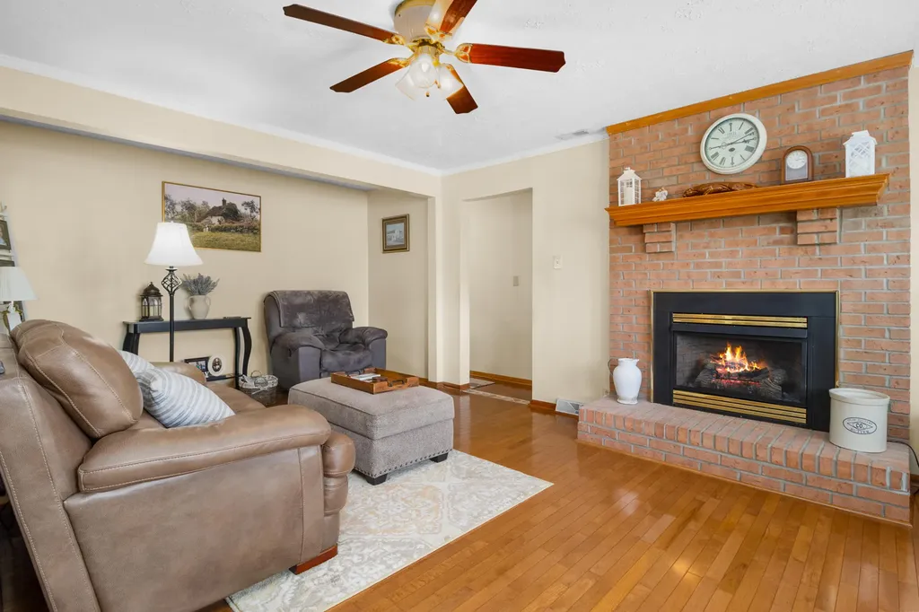 8356 E Laurel Road London KY 40741