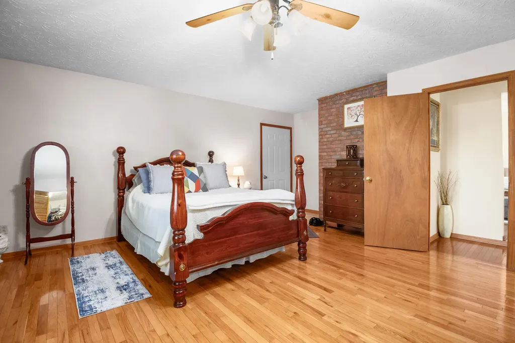 8356 E Laurel Road London KY 40741
