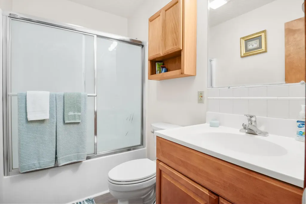 8356 E Laurel Road London KY 40741