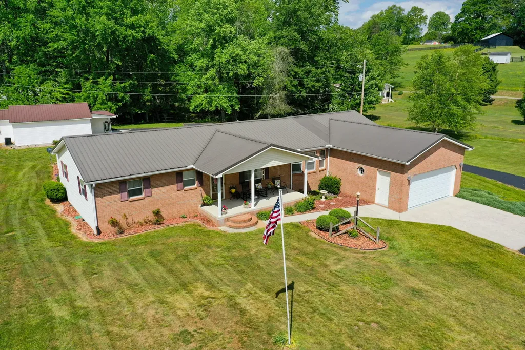 8356 E Laurel Road London KY 40741