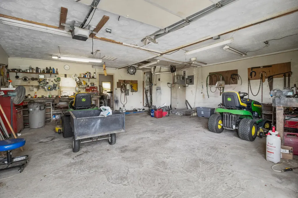8356 E Laurel Road London KY 40741
