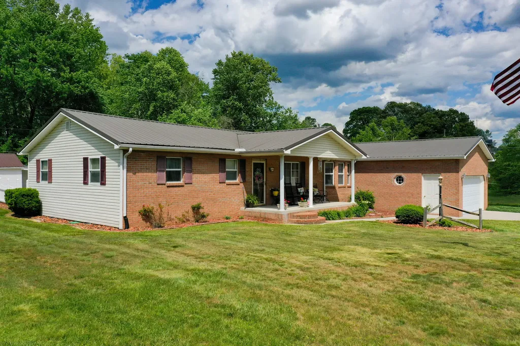 8356 E Laurel Road London KY 40741