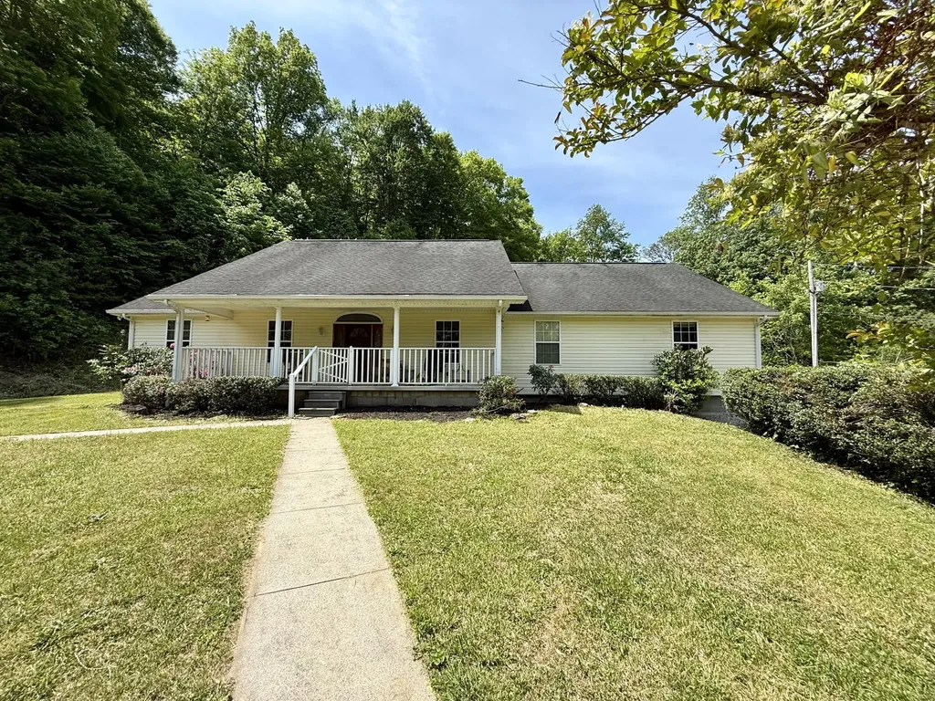 75 Cedar Springs Lane Barbourville KY 40906