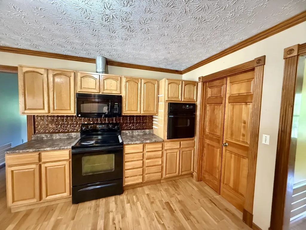 75 Cedar Springs Lane Barbourville KY 40906