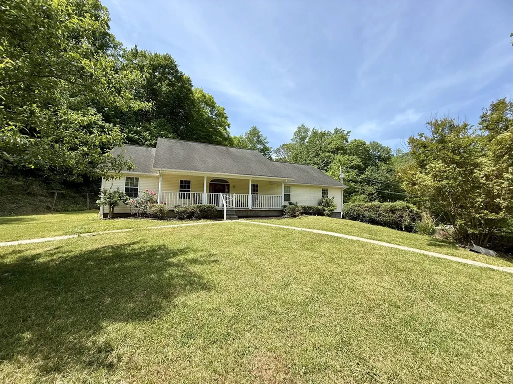 75 Cedar Springs Lane Barbourville KY 40906