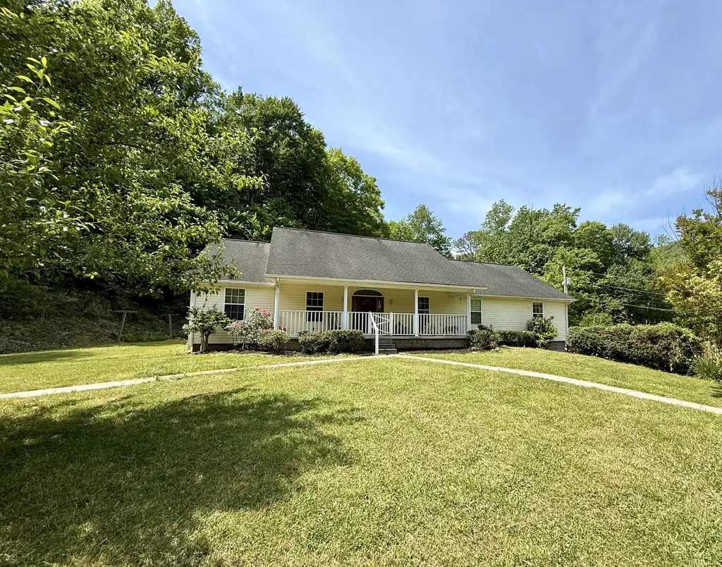 75 Cedar Springs Lane Barbourville KY 40906