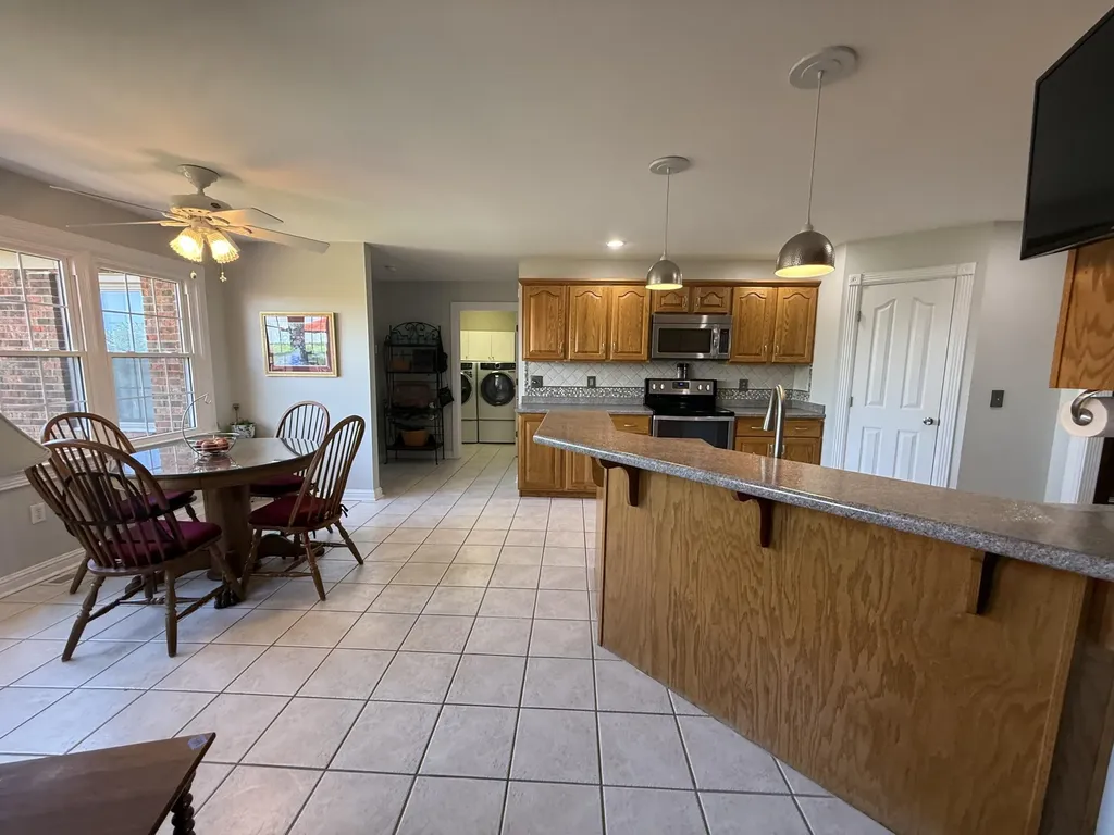 700 Carolina Court Richmond KY 40475