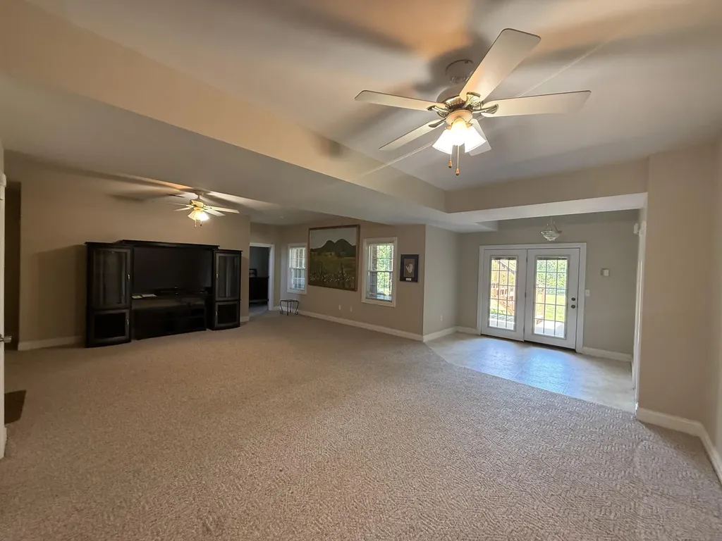 700 Carolina Court Richmond KY 40475