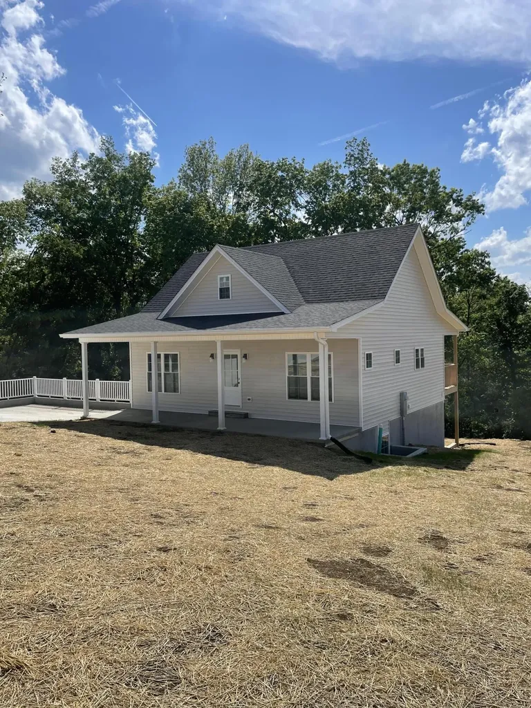 104 Cedarwood Drive Lancaster KY 40444