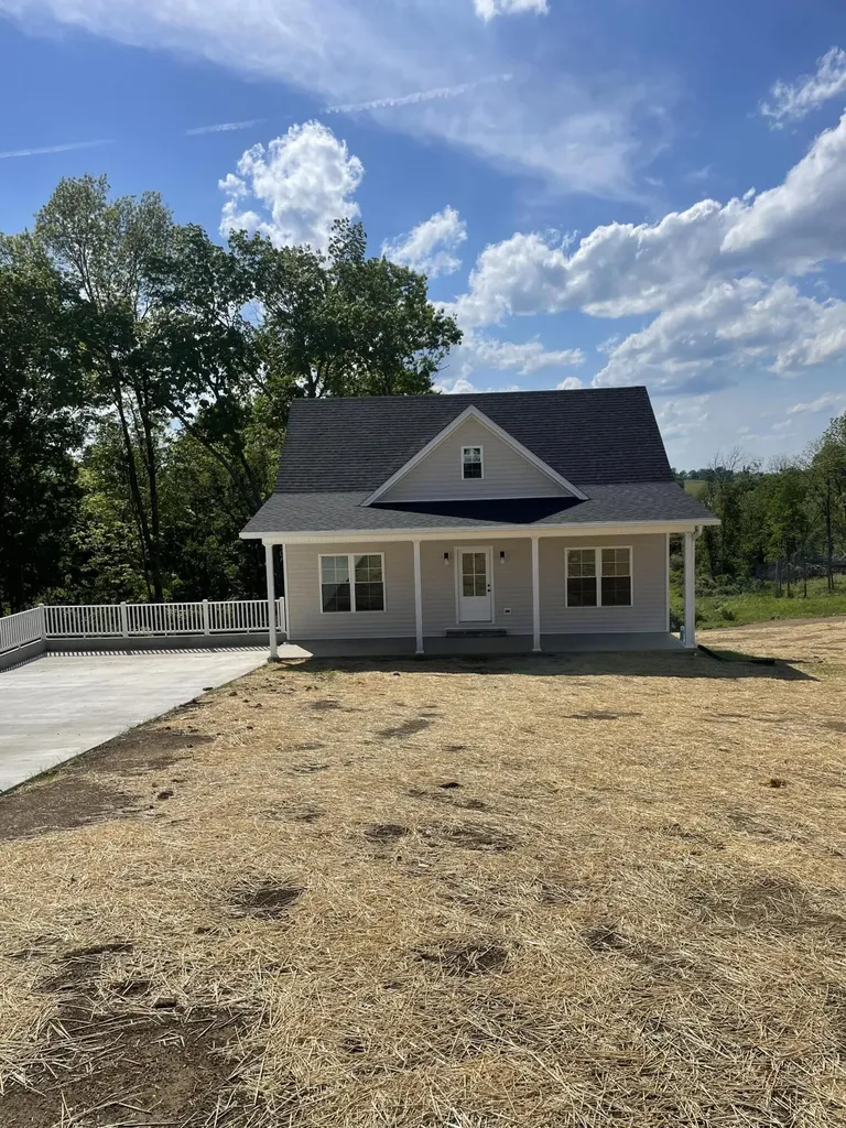 104 Cedarwood Drive Lancaster KY 40444