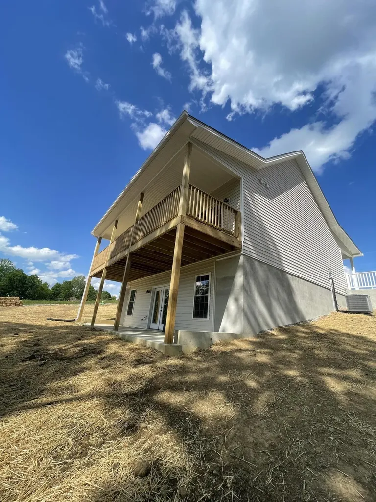 104 Cedarwood Drive Lancaster KY 40444