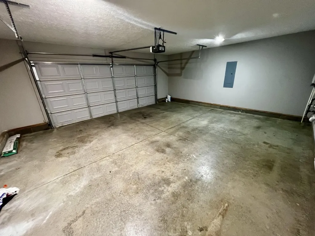 1113 Blue Bell Way Bowling Green KY 42104
