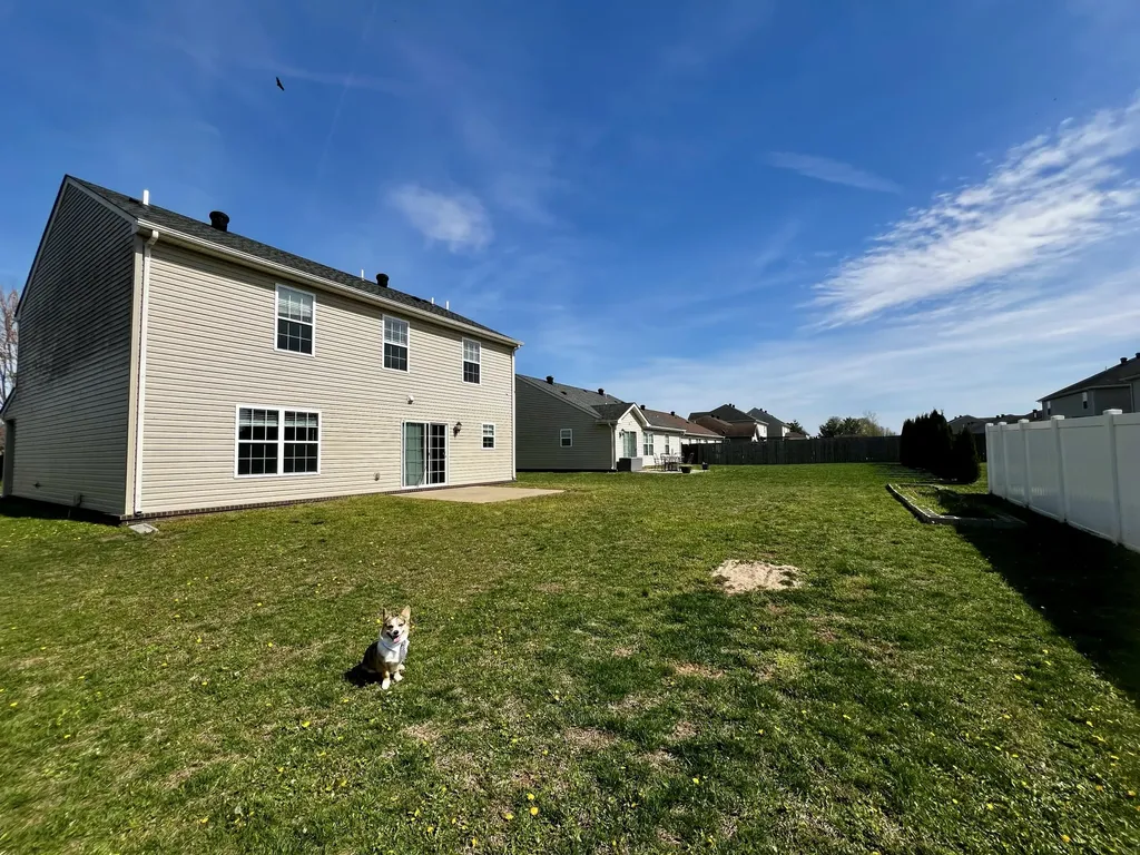1113 Blue Bell Way Bowling Green KY 42104