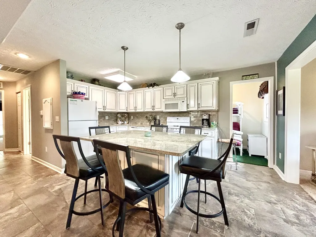 45-3 Woodson Bend Resort Bronston KY 42518